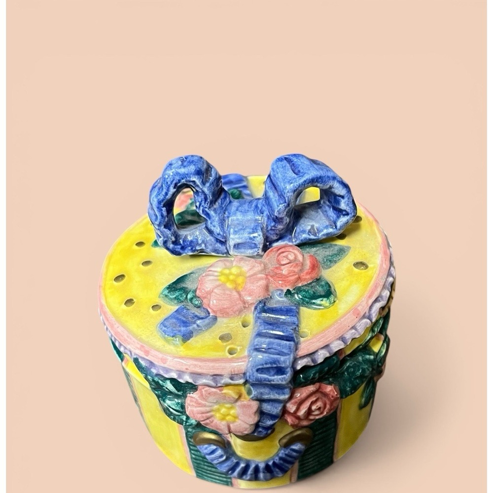 Fitz & Floyd Cotton Tailors Hatbox Giftbox Pepper‎ Shaker Blue Bow Easter Spring